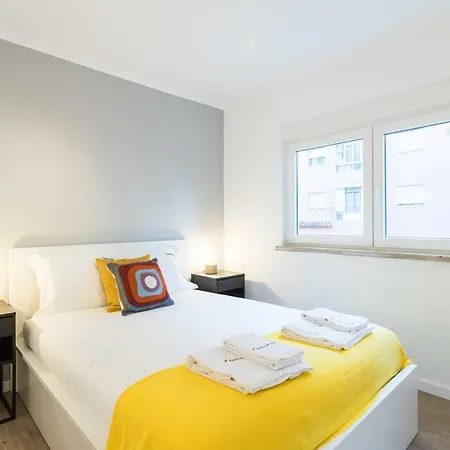 Flh Charming Flat Near Zoo Lisbon