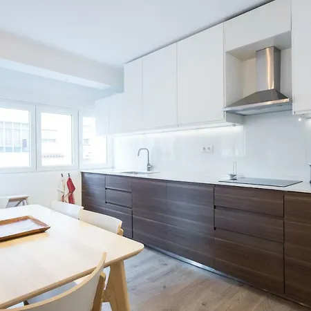 Flh Charming Flat Near Zoo * ליסבון